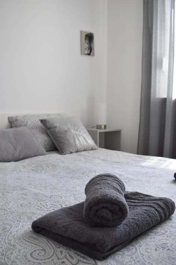 Apartman Ana Iadera With Balcony And Parking Zadar Apartment