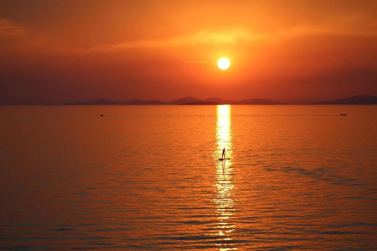 Apartman Ana Iadera With Balcony And Parking Zadar